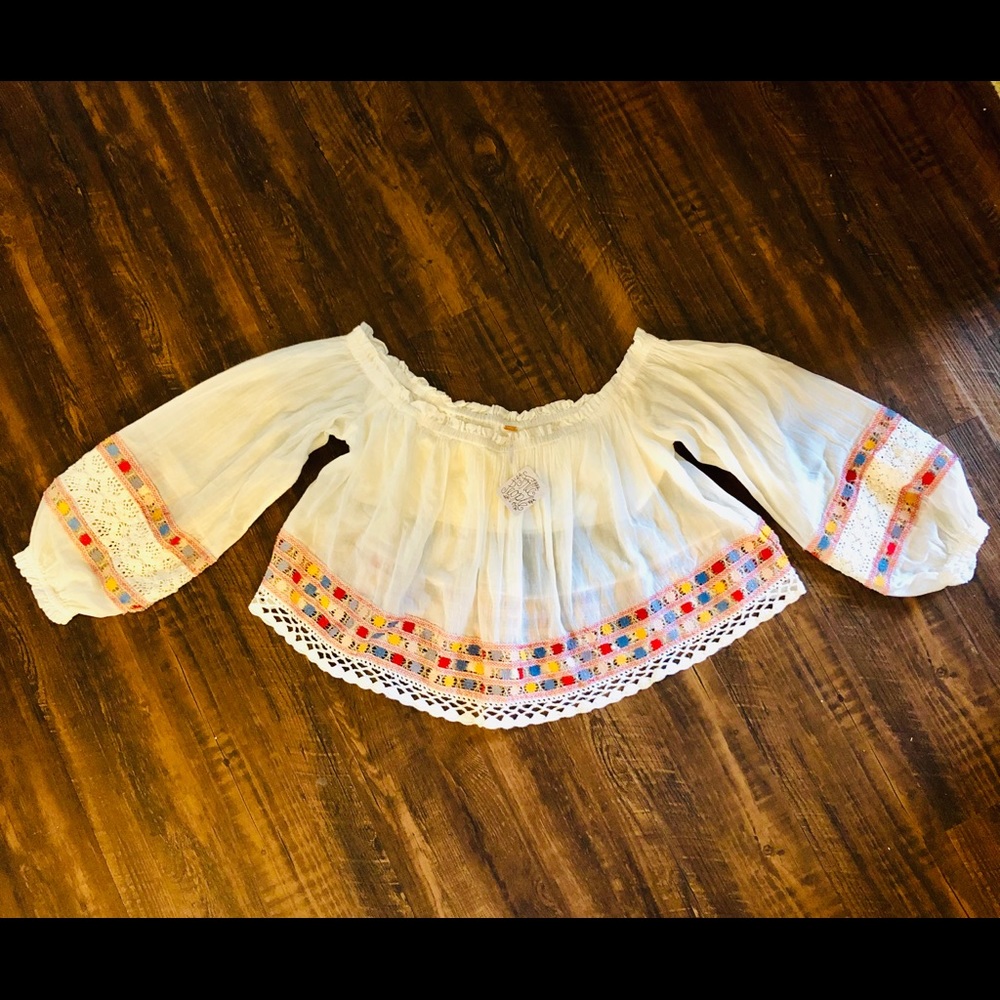Free People Lace Muli-Color Crop-top w/builtin Bra - Picture 5 of 8